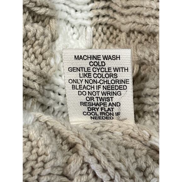 Jessica Simpson Cropped Chunky Cable Knit Sweater Women’s Sz Small Beige/White - Picture 9 of 9